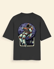 Oversized Moon Astronaut Back Print T-Shirt – Space Explorer Graphic Tee for Men & Women Baklol Wear