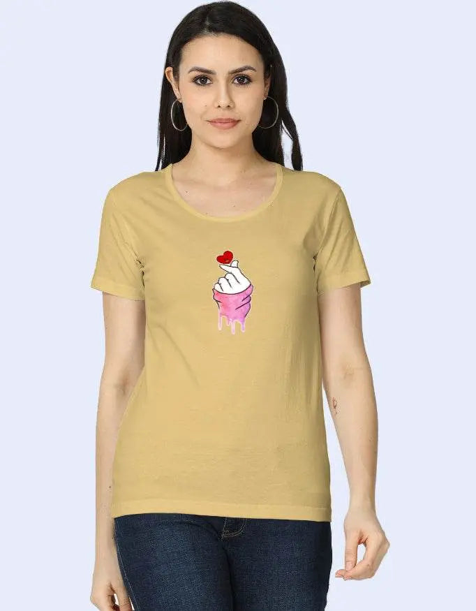 Women’s Graphic T-Shirt with Dripping Sleeve Heart Hand Design Baklol Wear